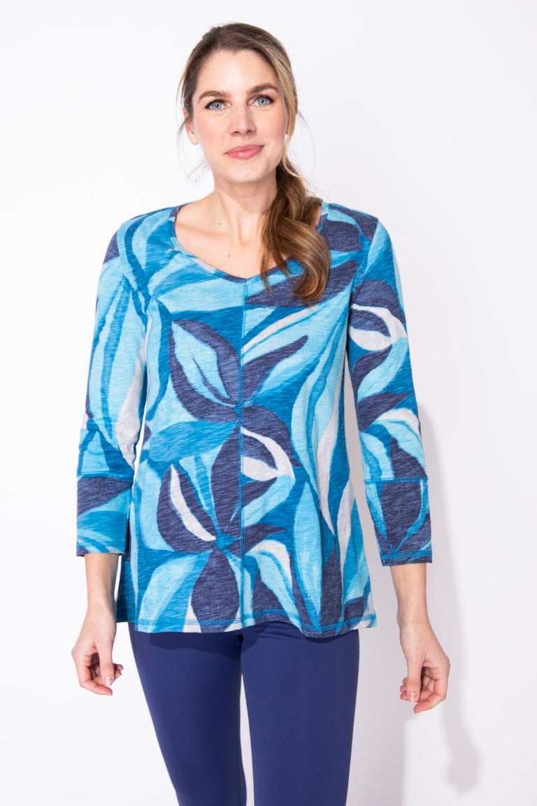 ESCAPE BY HABITAT V NECK FLORAL TUNIC LAPIS