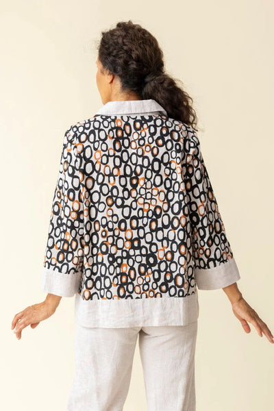 HABITAT CLOTHES- INNER CIRCLE COLLARED VLOUSE- BLACK/OATMEAL COMBO