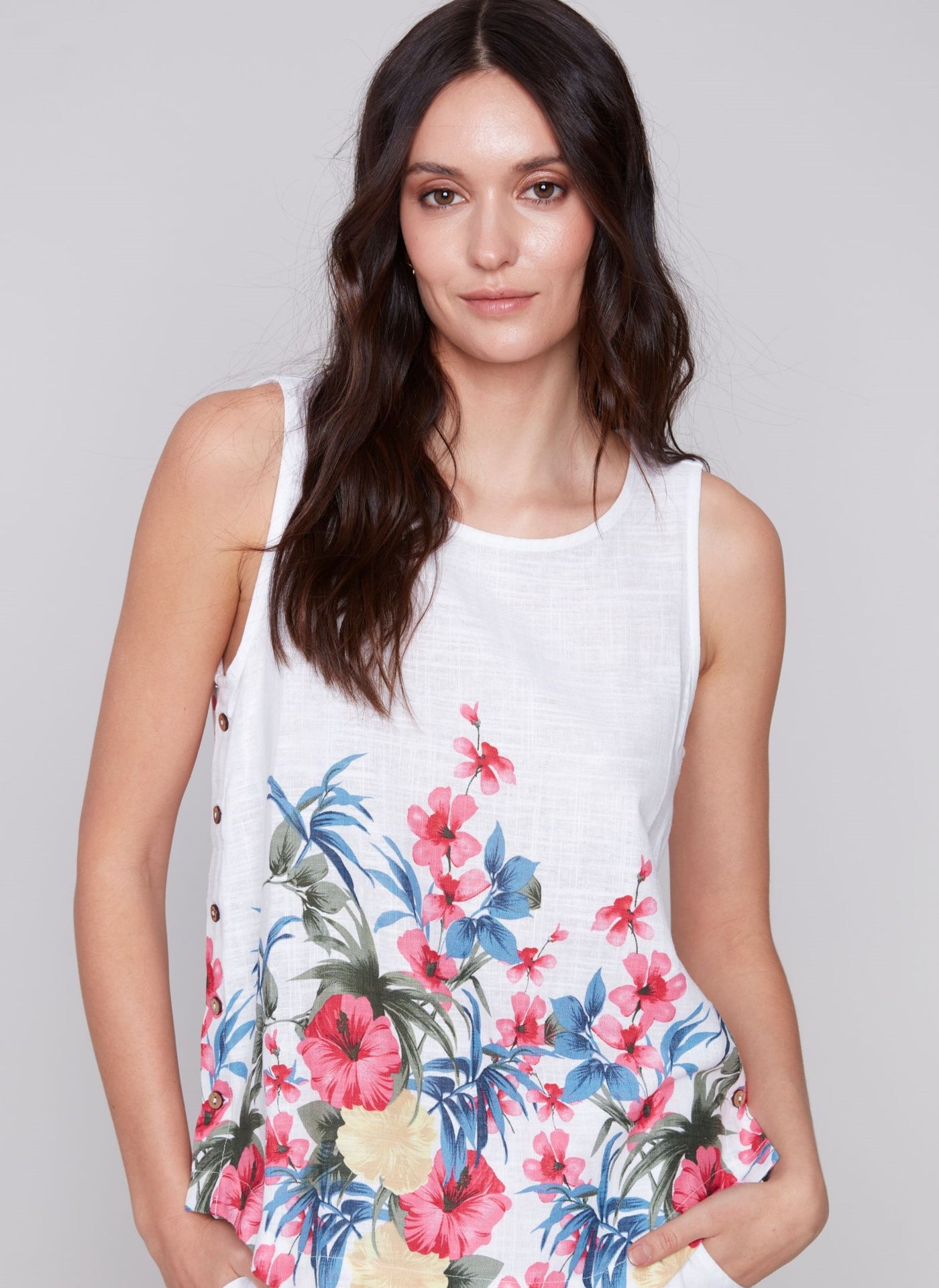 CHARLIE B SLEEVELESS FLORAL LINEN BLOUSE WITH SIDE BUTTONS