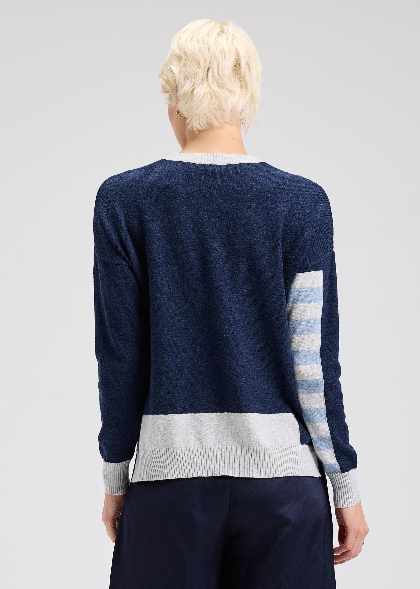 ZAKET & PLOVER – HANDWORK STRIPE SWEATER – DARK DENIM – ZP7531U